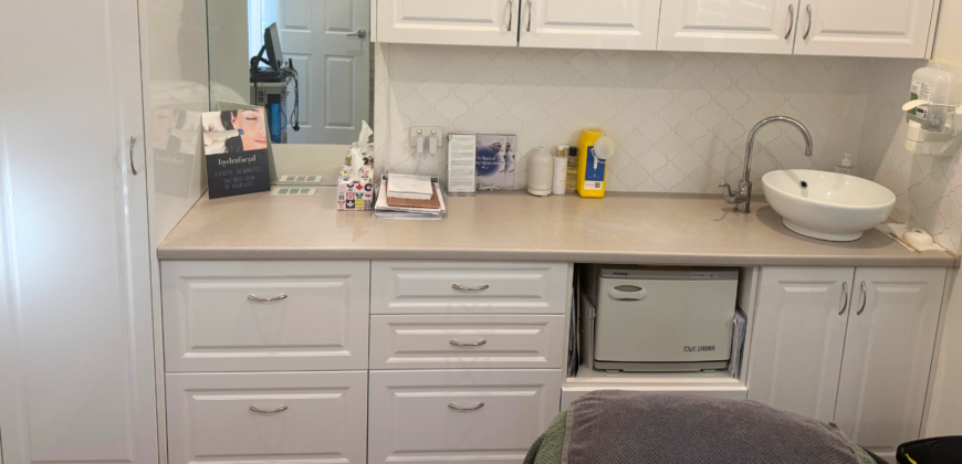 Fully Equipped Brisbane Inner West Treatment Rooms